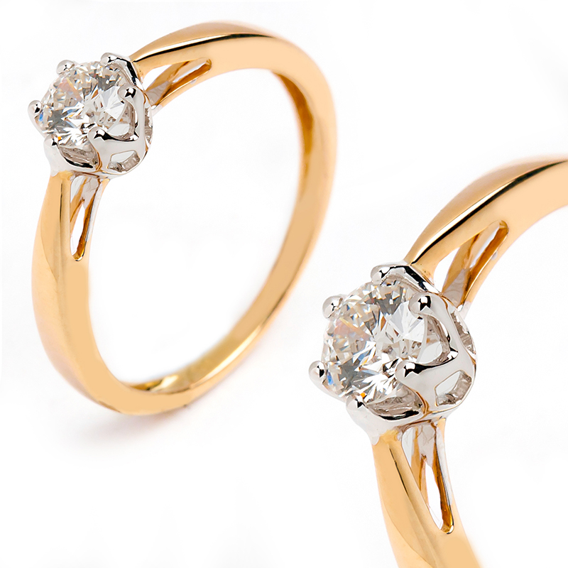 Solitaire rings